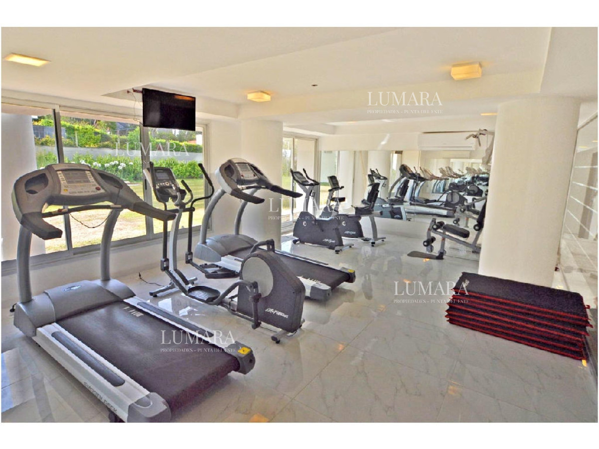 Apartamento ID.2194 - Moderno, 1 dorm definido, Wifi, edificio con servicios.