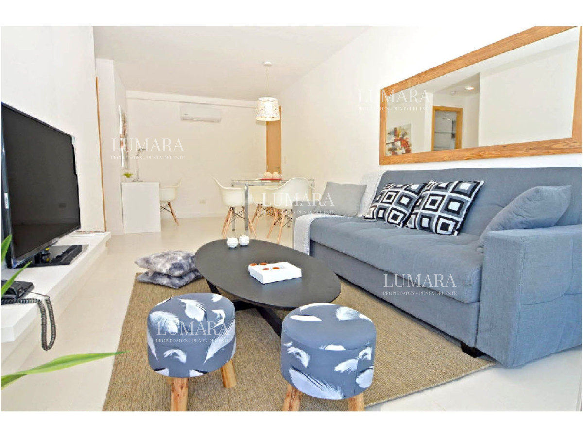 Apartamento ID.2194 - Moderno, 1 dorm definido, Wifi, edificio con servicios.