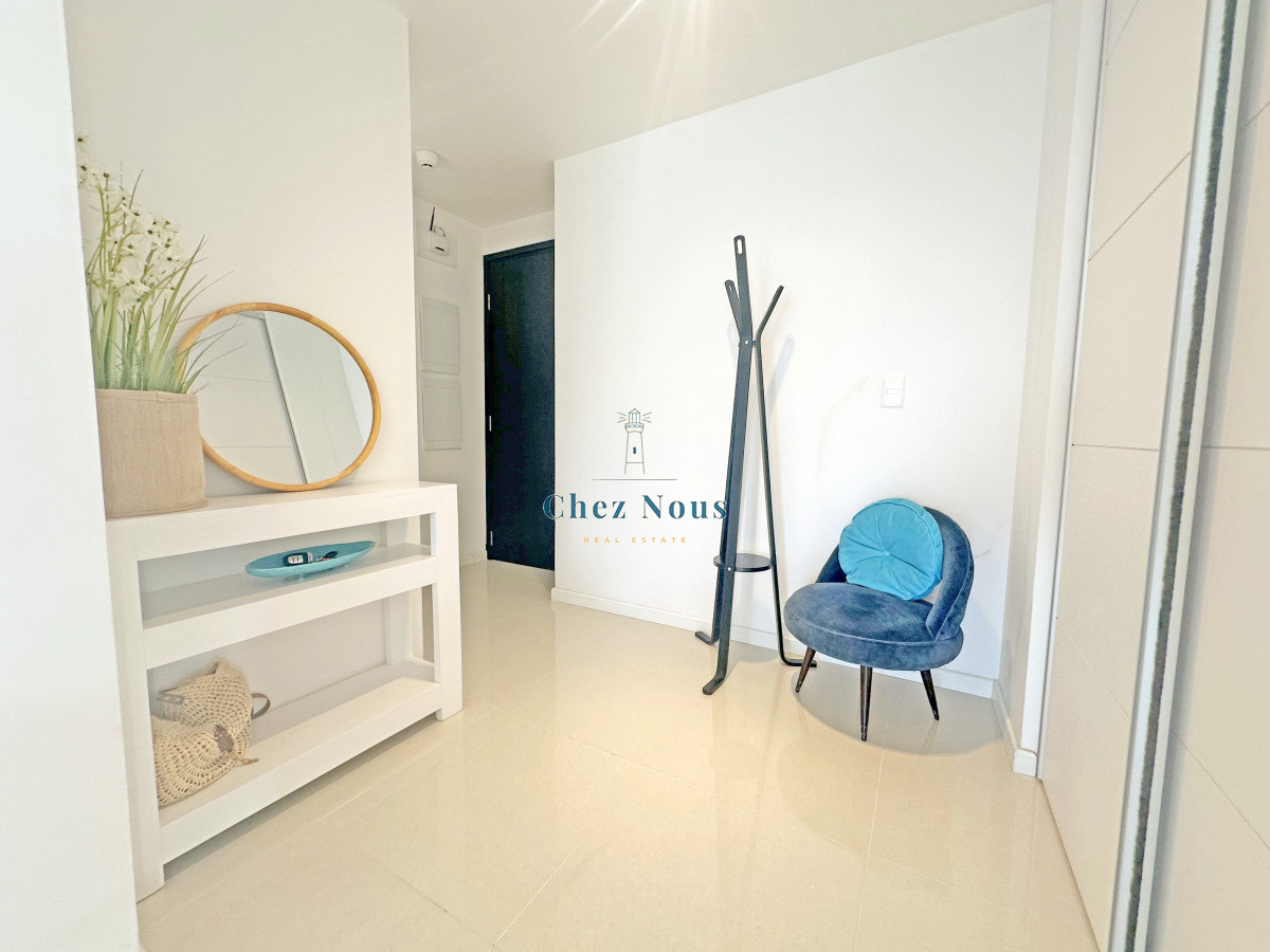 Apartamento ID.2092 - Icon Brava, 2 dorm, 2 baños, losa radiante, garaje, baulera.