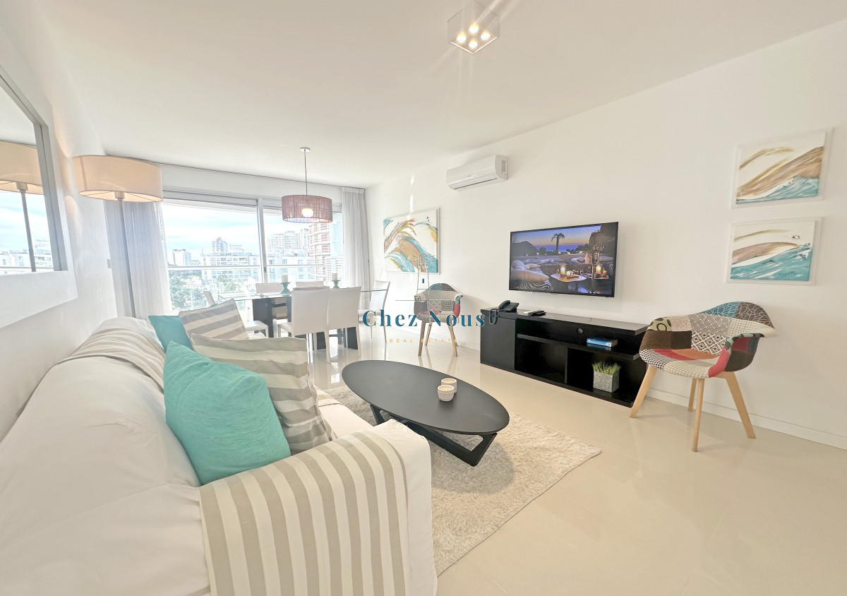 Apartamento ID.2092 - Icon Brava, 2 dorm, 2 baños, losa radiante, garaje, baulera.