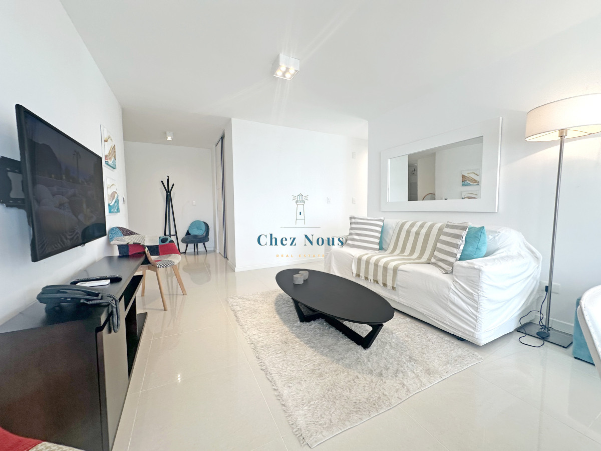 Apartamento ID.2092 - Icon Brava, 2 dorm, 2 baños, losa radiante, garaje, baulera.