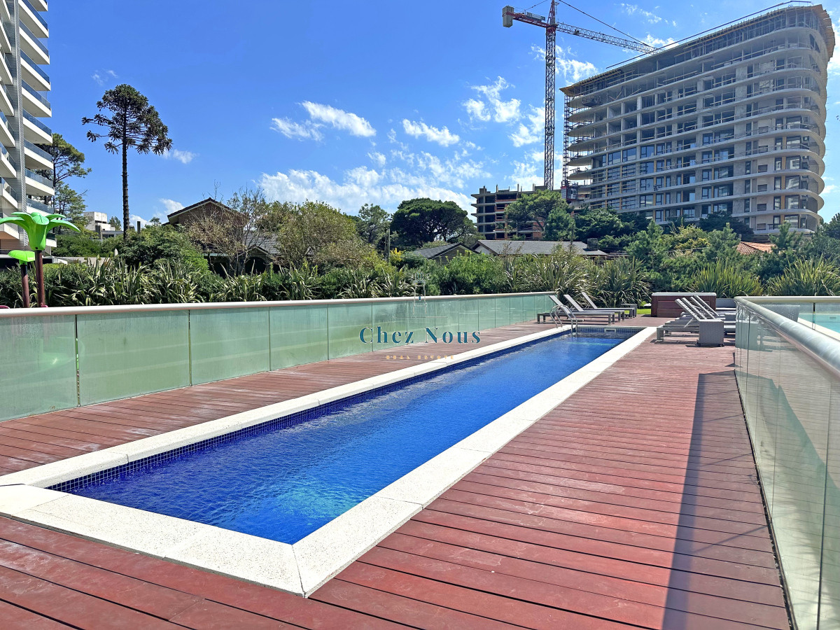 Apartamento ID.2092 - Icon Brava, 2 dorm, 2 baños, losa radiante, garaje, baulera.
