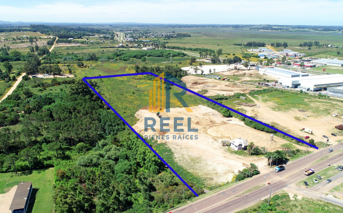Terreno ID.66 - Lote en Nuevo Parque Industrial Cerrado