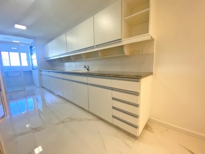 Reciclado, precio oportunidad, primera fila en playa mansa. - NYP2068A