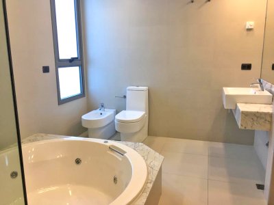 Espectacular, super equipado, piscina propia. 2 garajes - NYP38556A