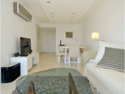 Mansa, con parrillero propio. 2 dorm.  - NYP6528A