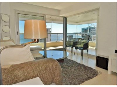 Mansa, con parrillero propio. 2 dorm.  - NYP6528A