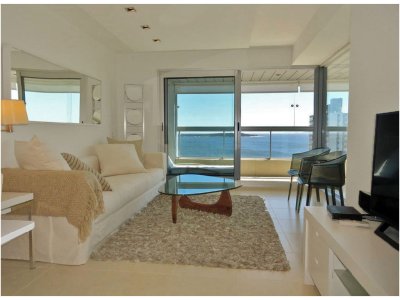 Mansa, con parrillero propio. 2 dorm.  - NYP6528A