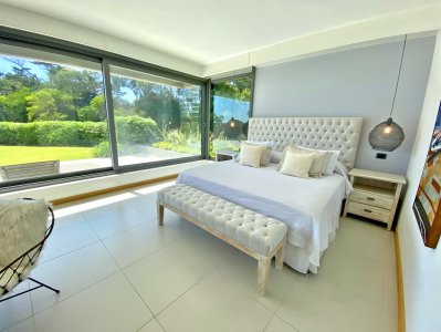 Espectacular, super equipado, piscina propia. 2 garajes - NYP38556A