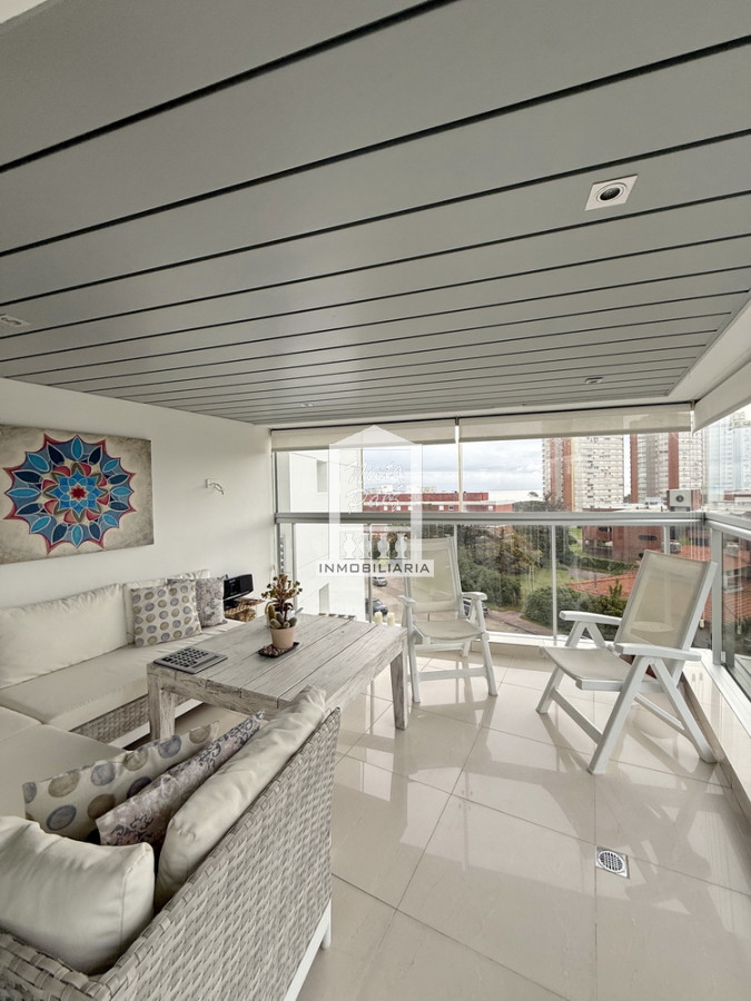 Apartamento en Punta del Este, Mansa - NYP24803A