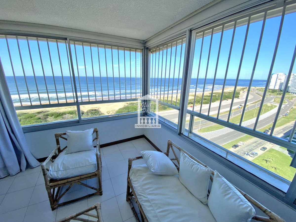 Playa Brava, piso alto con toda la vista. - NYP38243A