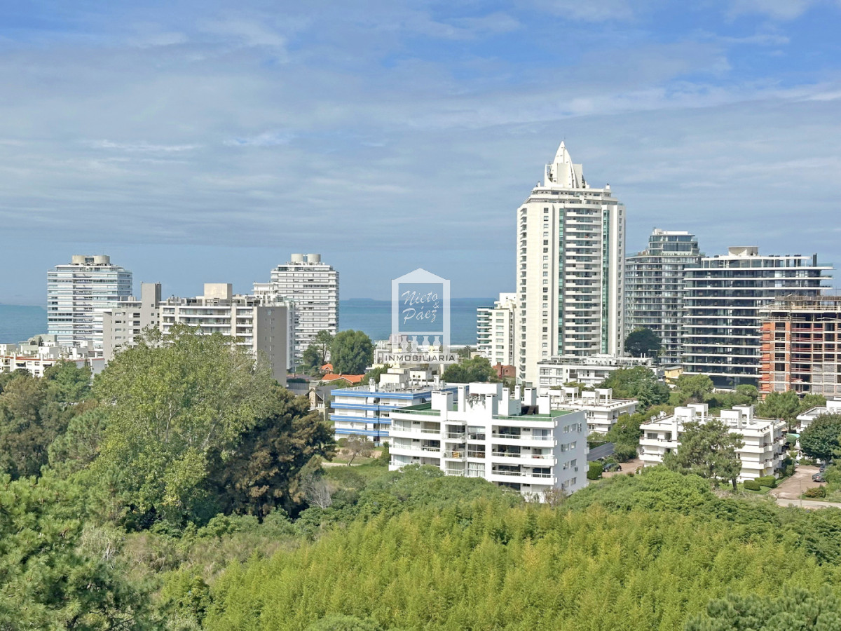 View 2, planta 01. Piso alto. REVENTA. Losa radiante. Garaje - NYP41044A