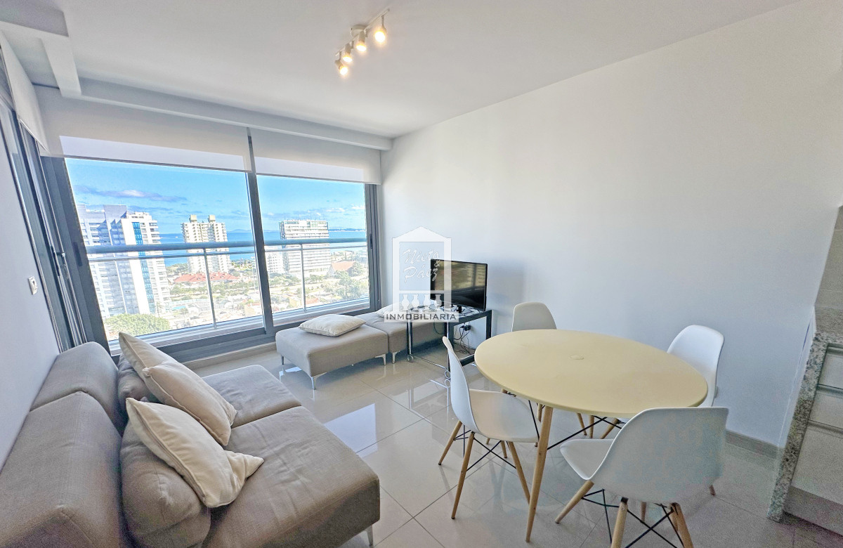 Piso alto, 1 suite + toilette, garaje. Full amenities.  - NYP22726A