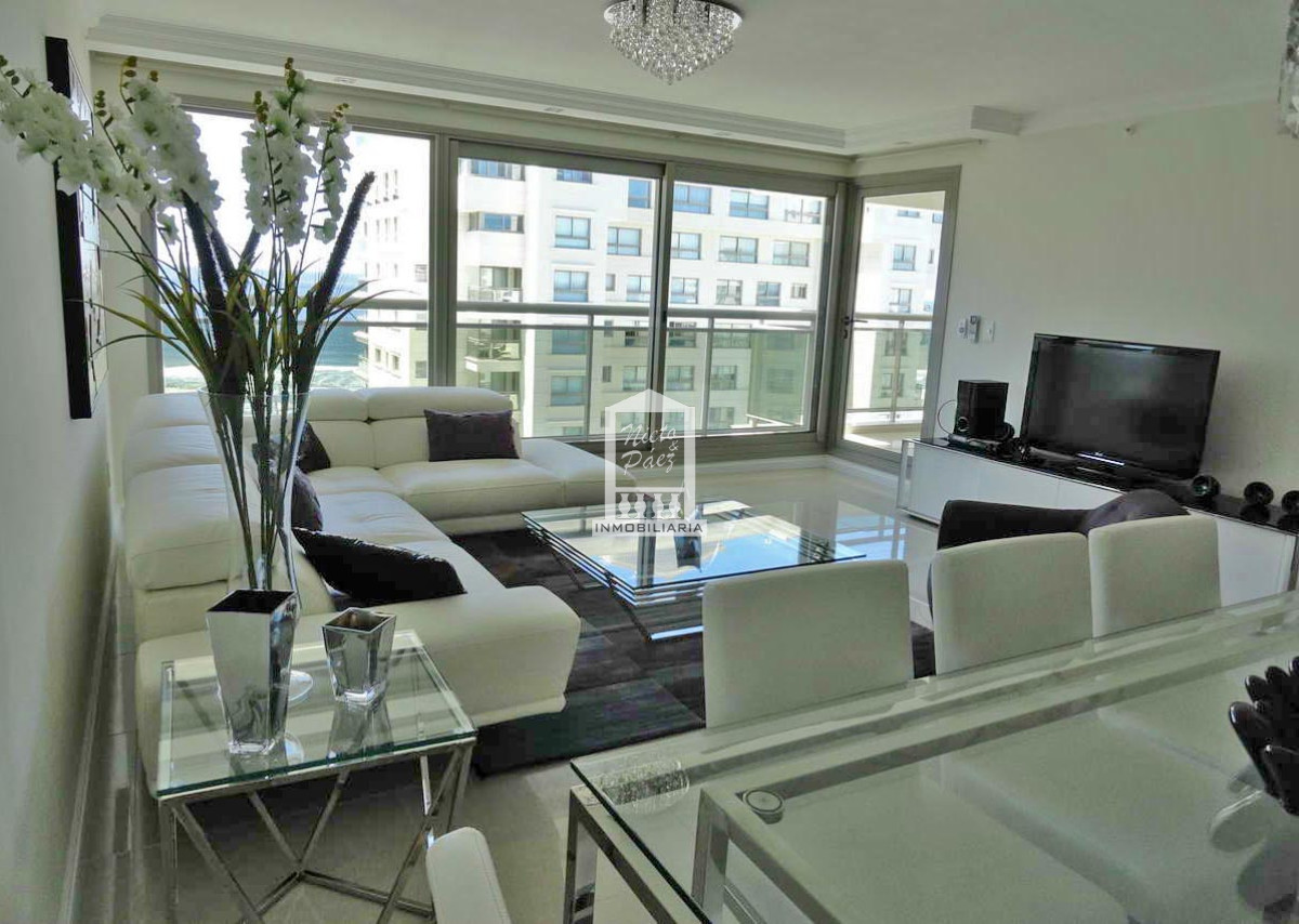 Brava - GoPunta - Portal Inmobiliario de Punta del Este - Maldonado