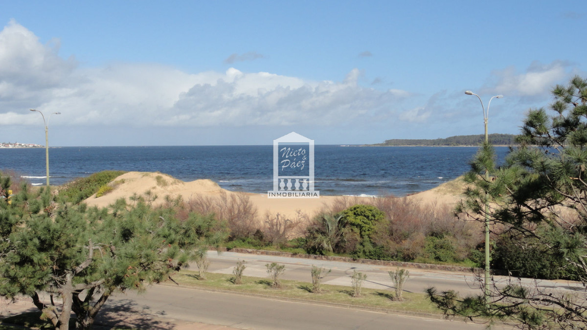 Apartamento en Punta del Este, Mansa