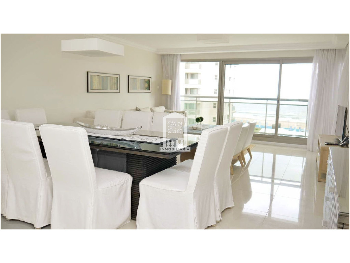 Apartamento en Punta del Este, Brava