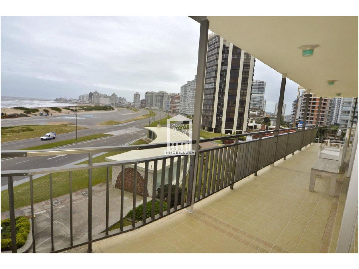 Brava - GoPunta - Portal Inmobiliario de Punta del Este - Maldonado