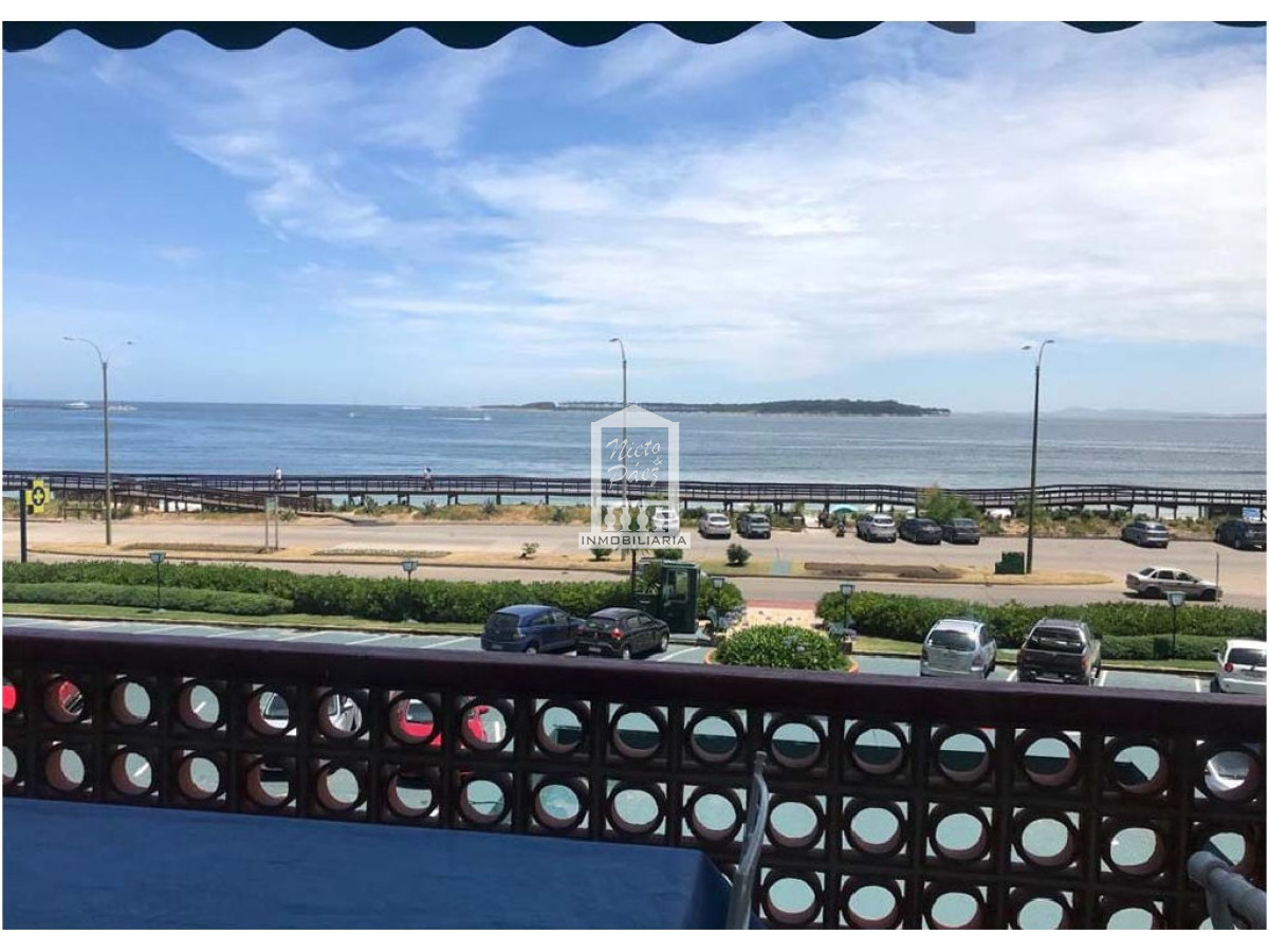 Primera fila en playa mansa, con vista directa al mar. - NYP29062A