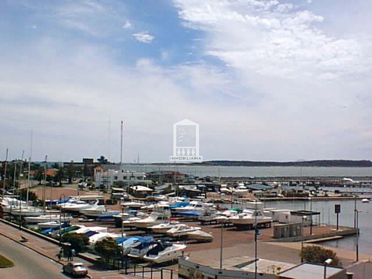Apartamento en Punta del Este, Península - NYP823A