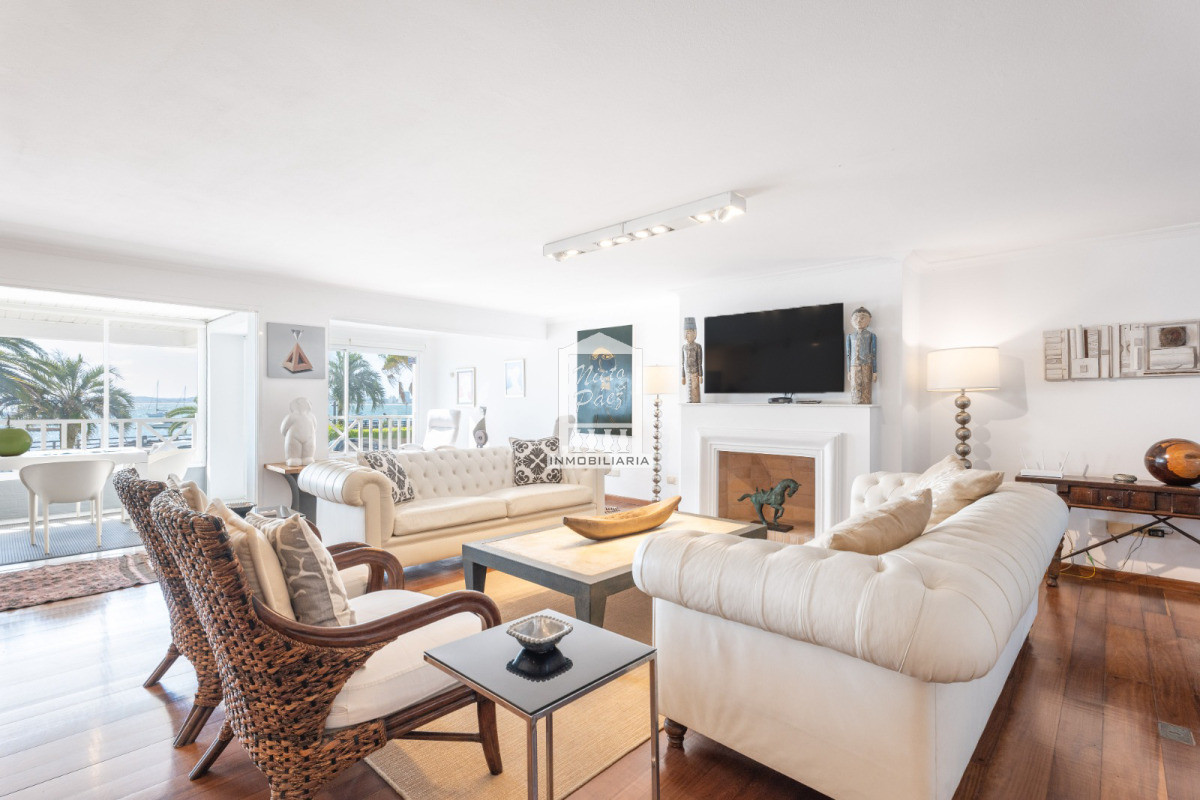 Puerto, espectacular semipiso. 3 suites + dependencia - NYP824A
