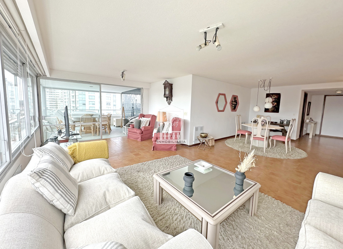 Brava - GoPunta - Portal Inmobiliario de Punta del Este - Maldonado