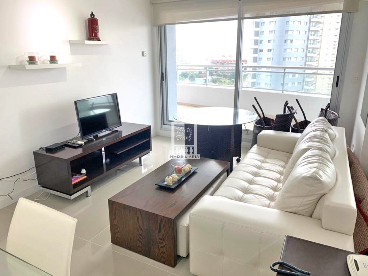 Torre moderna con todos los servicios sobre Av Chiverta - NYP22324A