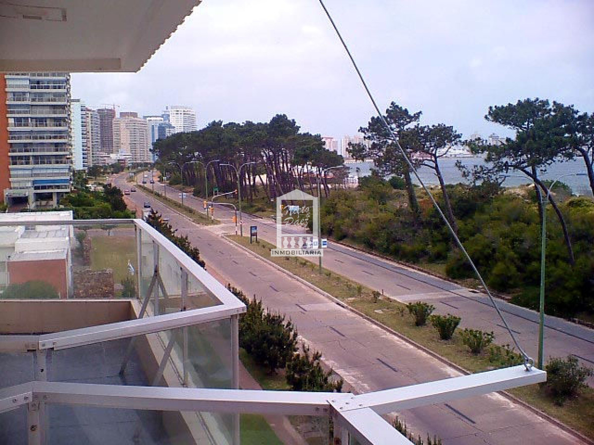 Mansa, primera fila, 4 dorm. - NYP2390A