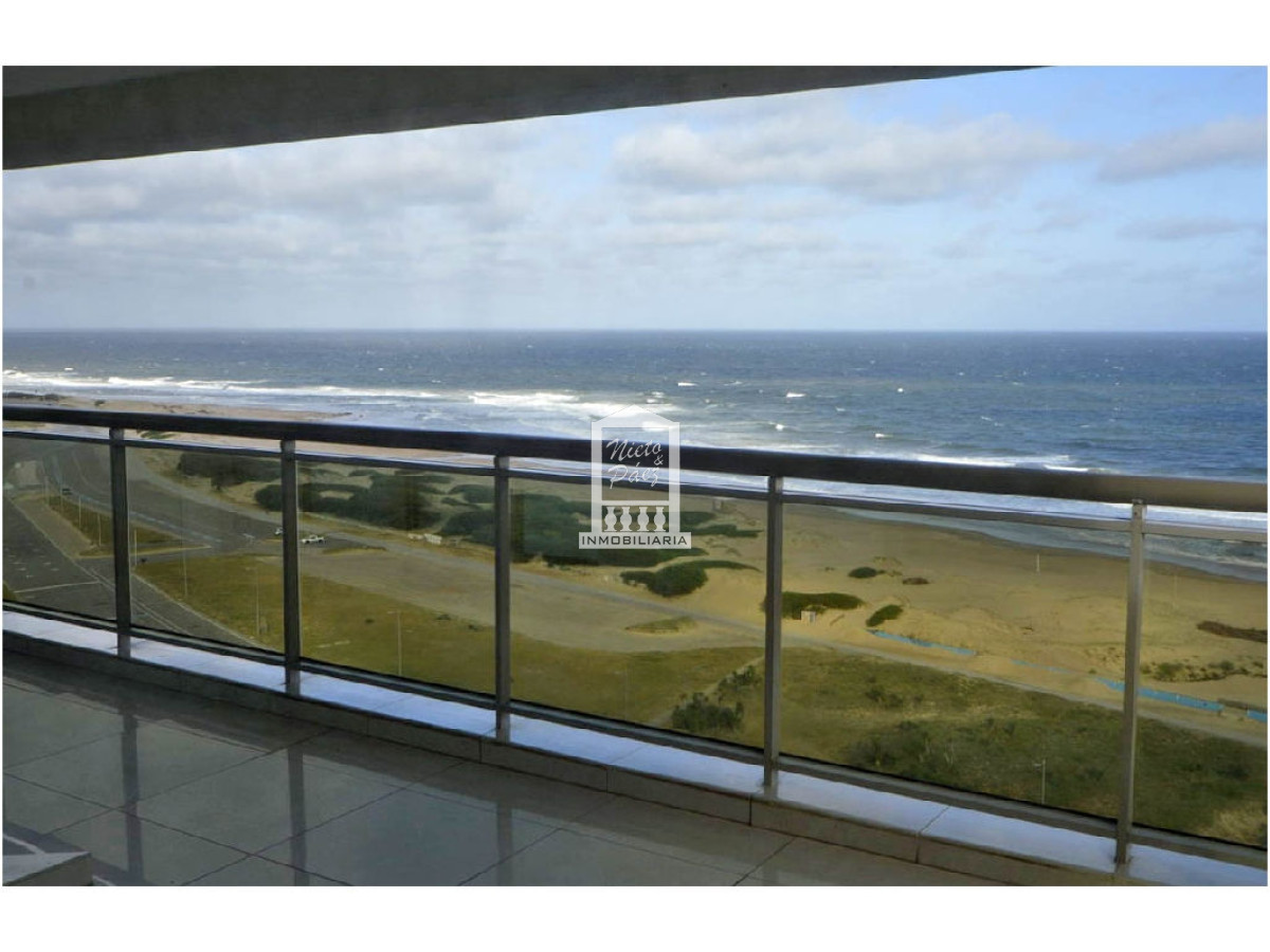 Brava - GoPunta - Portal Inmobiliario de Punta del Este - Maldonado