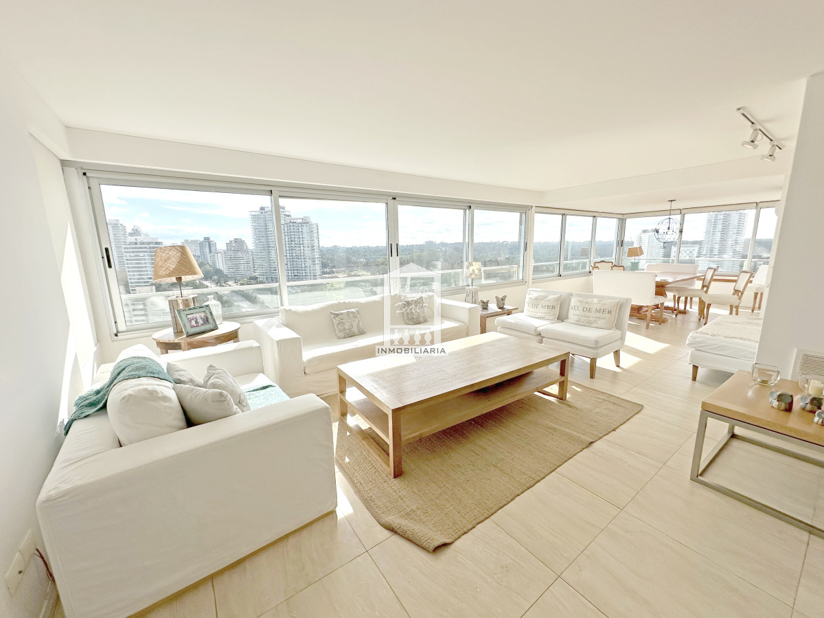 Brava - GoPunta - Portal Inmobiliario de Punta del Este - Maldonado