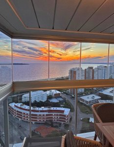 Miami Boulevard piso alto, divina vista. 2 dorm