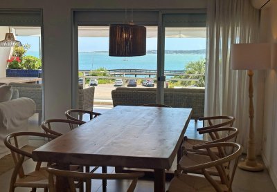 Vista de película, 3 dorm en playa mansa frente al mar. 