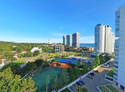 Playa Mansa, 3 dorm, con todos los servicios. 