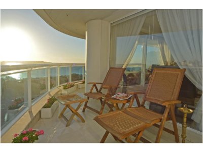Apartamento en Punta del Este, Mansa