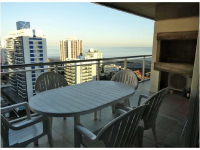 Apartamento en Punta del Este, Brava
