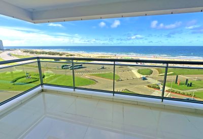 Esquinero en Imperiale, 4 suites. 