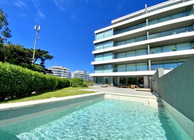 Espectacular, super equipado, piscina propia. 2 garajes