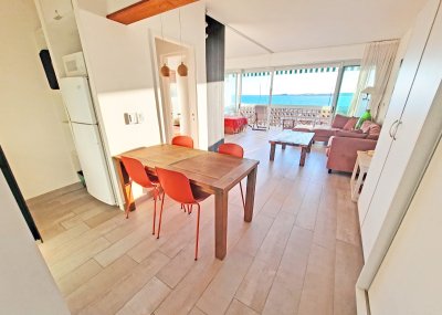 Playa Mansa, primera fila con toda la vista