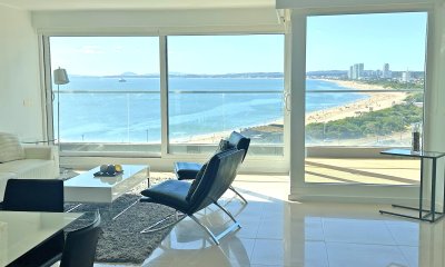 Mansa, con toda la vista. 3 suites + toilette. Full amenities.