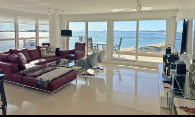 Mansa, esquinero con toda la vista. 4 suites.
