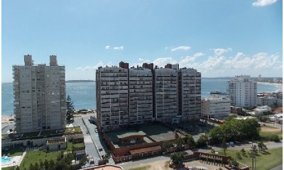De lujo, piso alto con vista a la mansa
