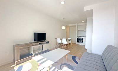 Brava, 2 dorm, edificio con servicios, bajos gastos.