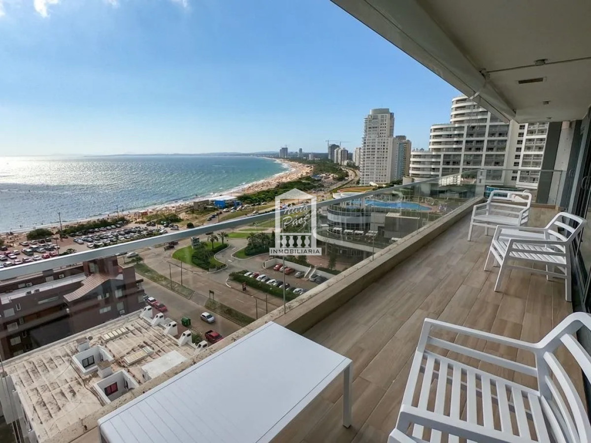 Playa Mansa, Torre de LUJO. 3 suites + servicio. 
