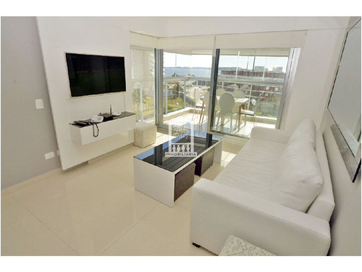 Torre de categoría, 2 dorm, parrillero propio, con todos los servicios