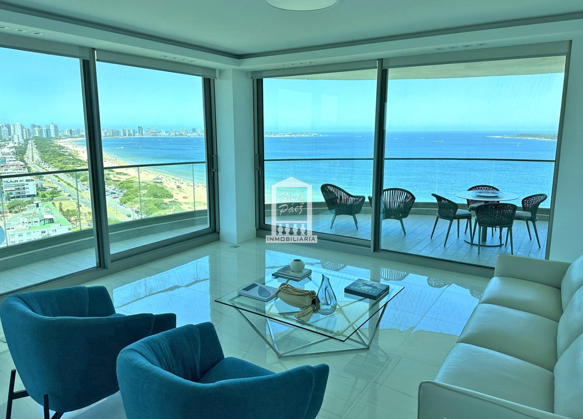 Fendi Residences, Piso alto esquinero, garaje doble