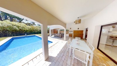 barrio privado, boulevard park. playa mansa. 5 dorm. piscina climatizada. losa radiante - nyp33034c