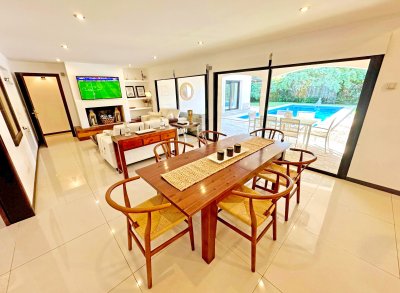 barrio privado, boulevard park. playa mansa. 5 dorm. piscina climatizada. losa radiante - nyp33034c