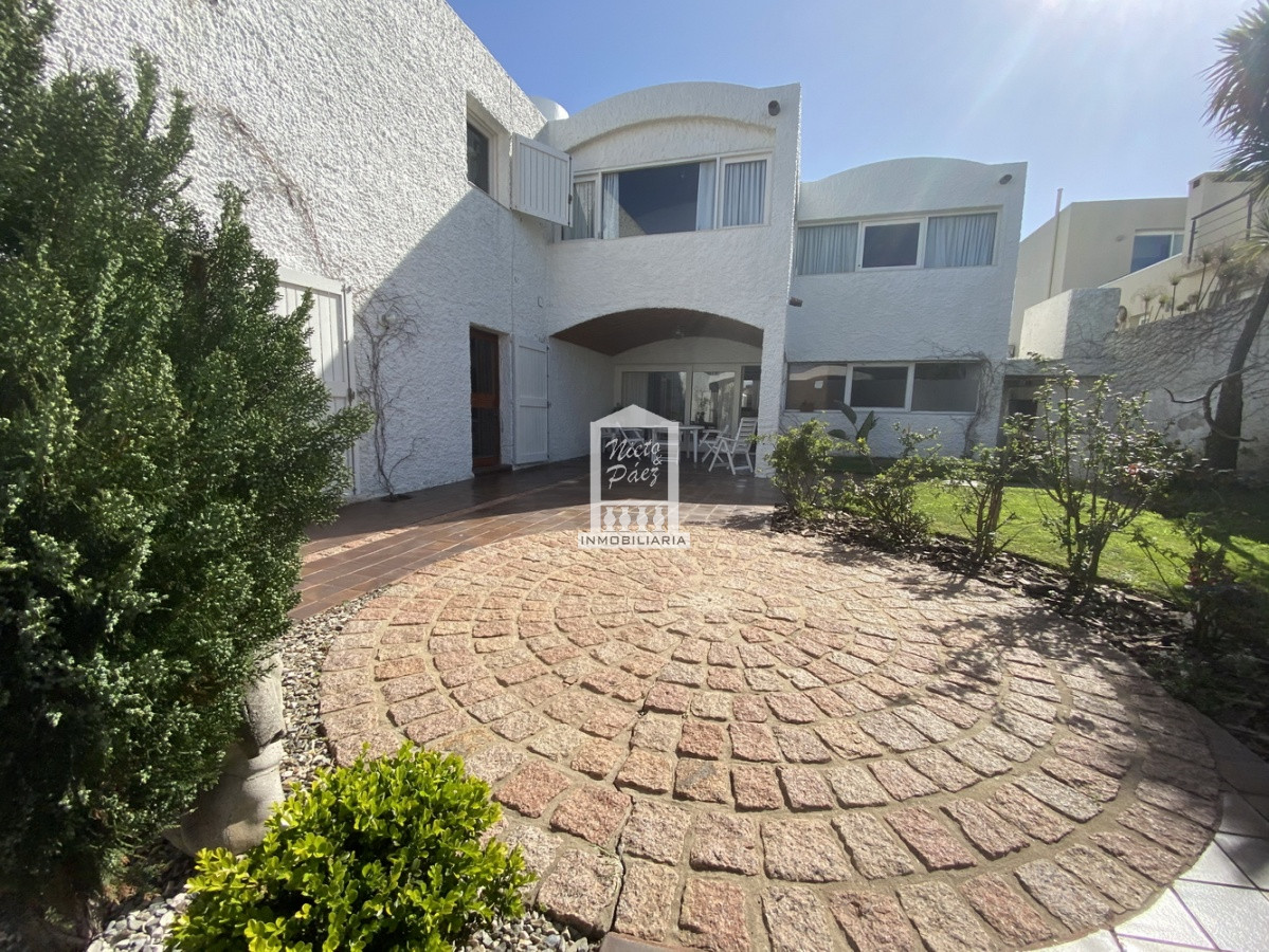 Casco viejo, península, zona del Faro de Punta del Este