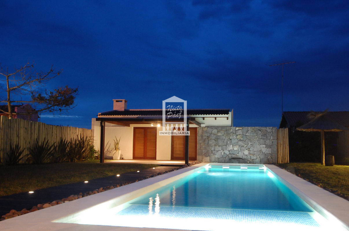 primera fila con vista al océano. gran piscina climatizada, barbacoa cerrada, wifi - nyp32902c