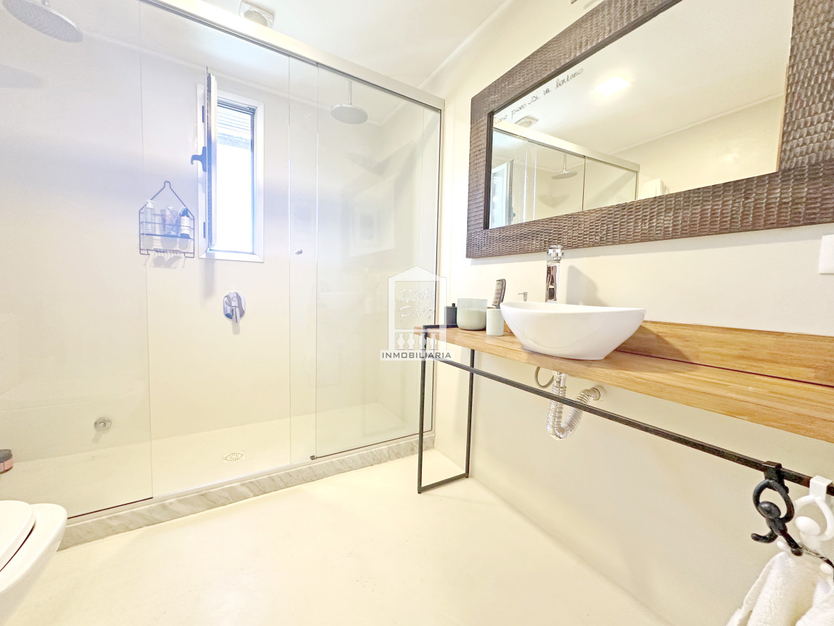 Casa ID.39809 - Barrio privado. 3 suites, piscina climatizada. DVH, calefacción central