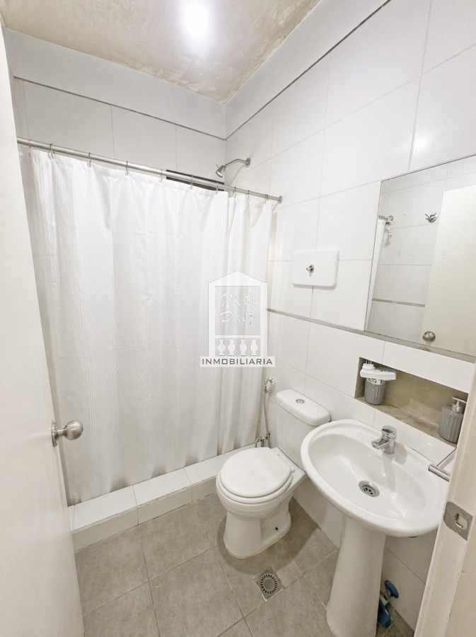 Casa ID.34860 - Barrio Privado, 3 dorm y servicio. Piscina. DVH